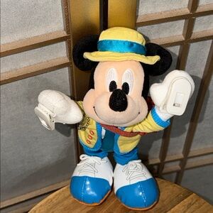 Tokyo Disney Resort Vacation Package Mickey Mouse shoulder pal plush toy, ~ 8“